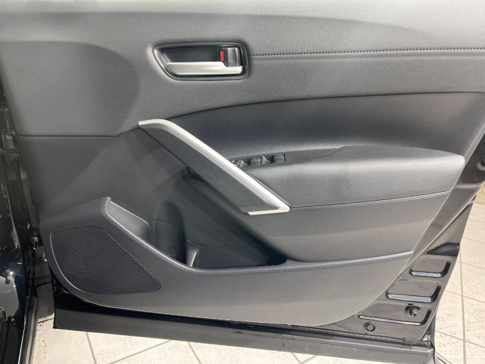 2024 Toyota Corolla Cross 6AA-ZVG16 (UW-69f067c59cee3)[14]