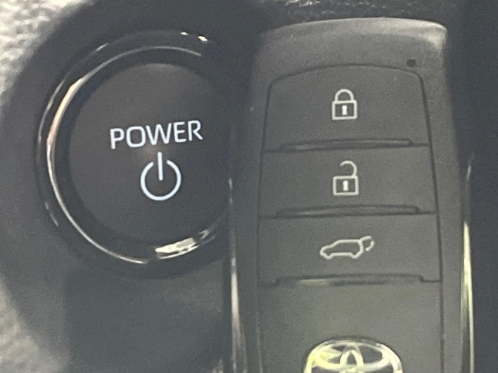 2024 Toyota Corolla Cross 6AA-ZVG16 (UW-69f067c59cee3)[21]