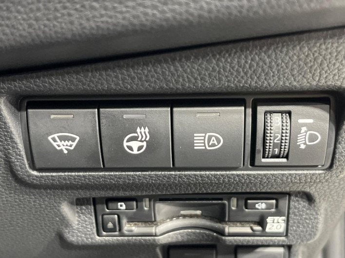 2024 Toyota Corolla Cross 6AA-ZVG16 (UW-69f067c59cee3)[18]