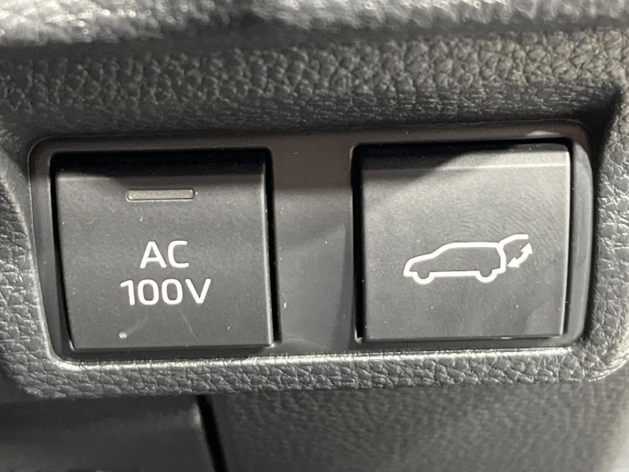 2024 Toyota Corolla Cross 6AA-ZVG16 (UW-69f067c59cee3)[20]