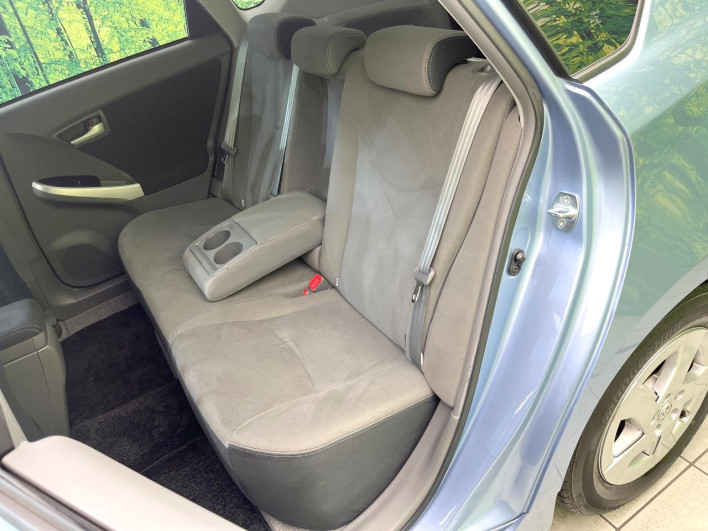 2011 Toyota Prius DAA-ZVW30 (UW-69f067c652035)[14]