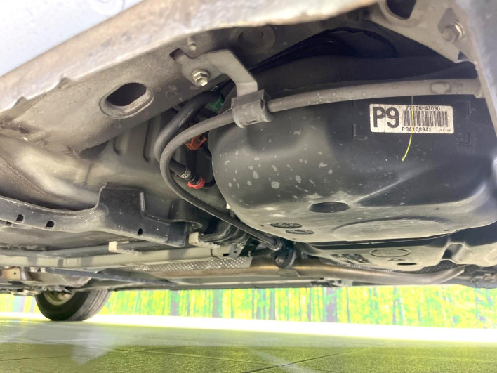 2011 Toyota Prius DAA-ZVW30 (UW-69f067c652035)[28]