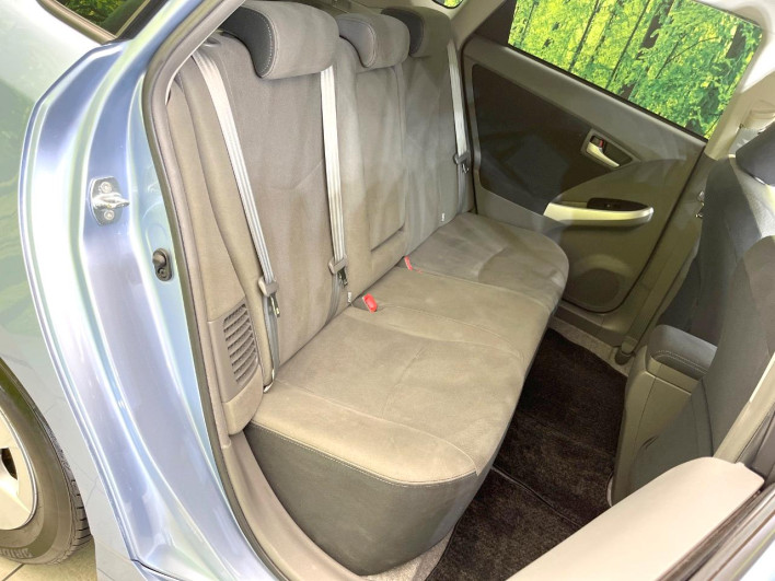 2011 Toyota Prius DAA-ZVW30 (UW-69f067c652035)[13]