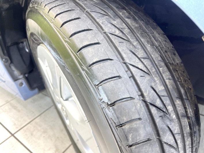 2011 Toyota Prius DAA-ZVW30 (UW-69f067c652035)[6]