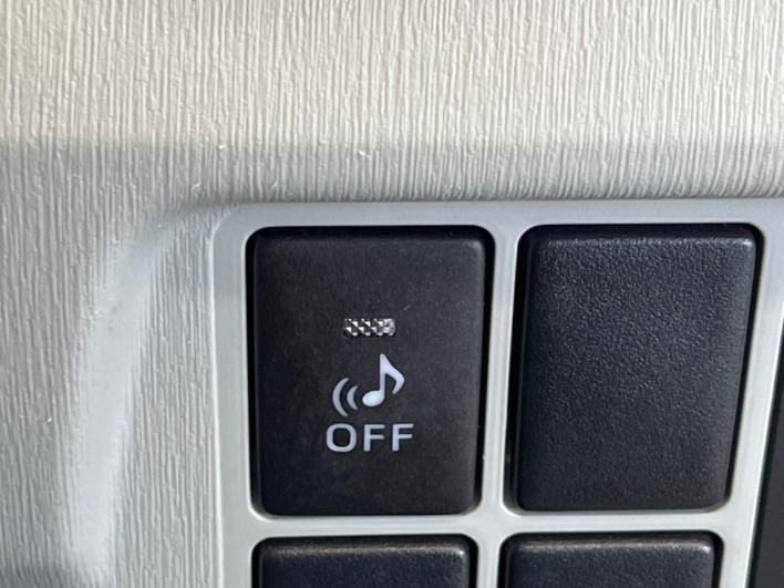 2012 Toyota Prius DAA-ZVW30 (UW-69f067c763693)[13]