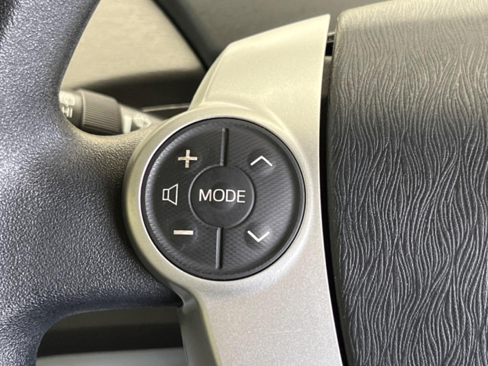 2012 Toyota Prius DAA-ZVW30 (UW-69f067c763693)[15]