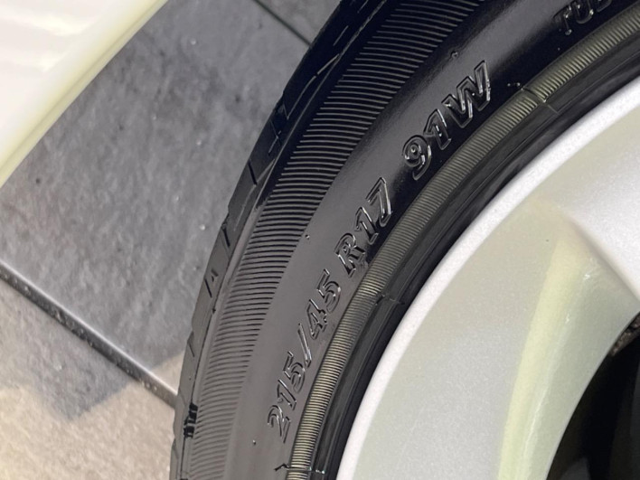 2014 Toyota Prius DAA-ZVW30 (UW-69f067c7680b5)[10]