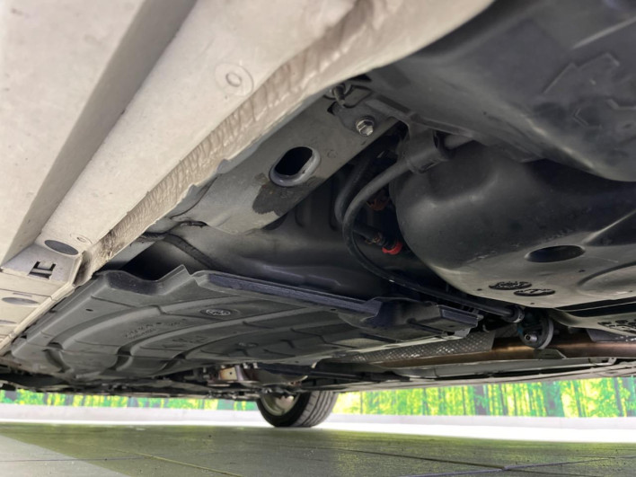 2014 Toyota Prius DAA-ZVW30 (UW-69f067c7680b5)[21]