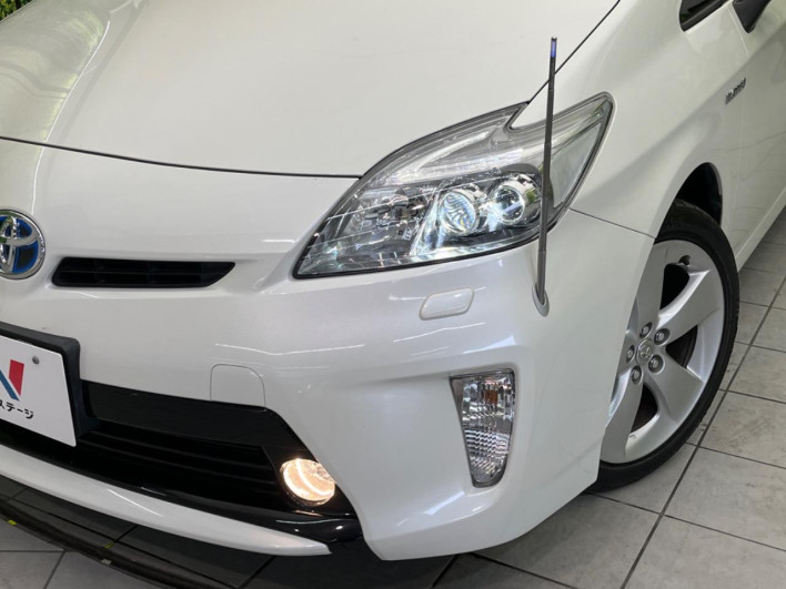 2014 Toyota Prius DAA-ZVW30 (UW-69f067c7680b5)[8]