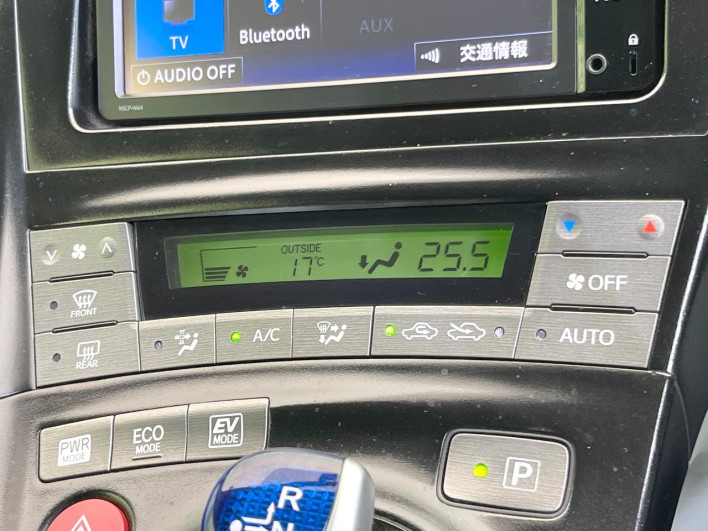 2015 Toyota Prius DAA-ZVW30 (UW-69f067c7d030f)[26]