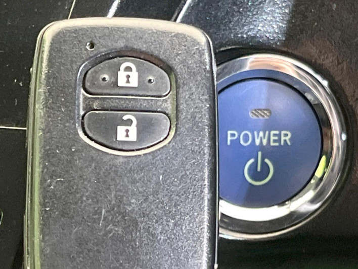 2015 Toyota Prius DAA-ZVW30 (UW-69f067c7d030f)[22]