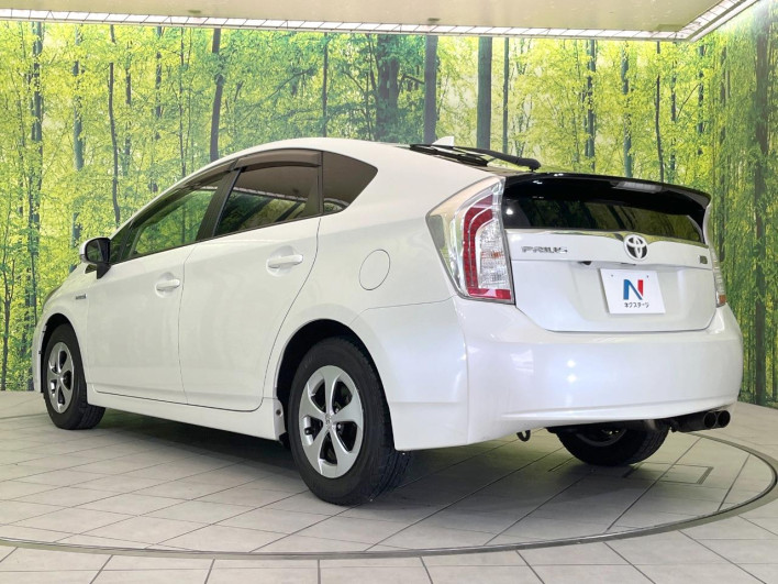 2015 Toyota Prius DAA-ZVW30 (UW-69f067c7d030f)[8]