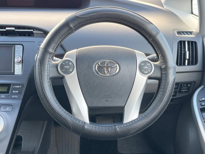 2011 Toyota Prius DAA-ZVW30 (UW-69f067c85521d)[24]