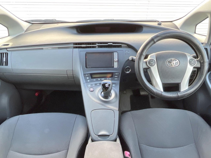 2011 Toyota Prius DAA-ZVW30 (UW-69f067c85521d)[23]