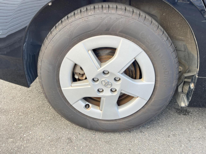 2011 Toyota Prius DAA-ZVW30 (UW-69f067c85521d)[11]