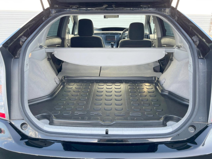 2011 Toyota Prius DAA-ZVW30 (UW-69f067c85521d)[22]