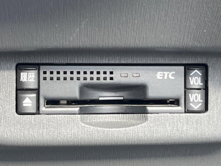 2011 Toyota Prius DAA-ZVW30 (UW-69f067c85521d)[29]