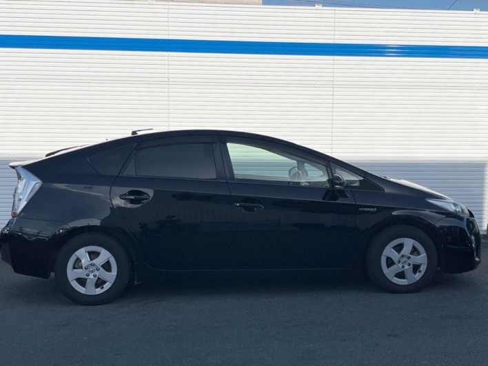 2011 Toyota Prius DAA-ZVW30 (UW-69f067c85521d)[18]
