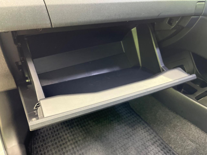 2013 Toyota Prius DAA-ZVW30 (UW-69f067c90f44c)[9]