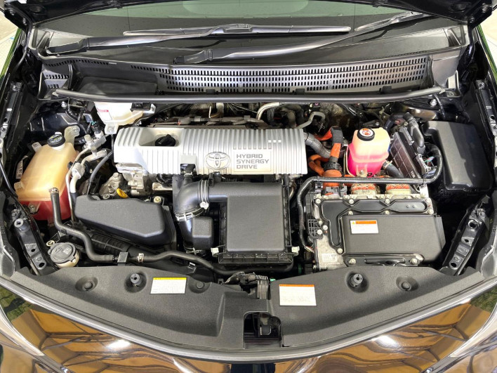 2018 Toyota Prius α DAA-ZVW40W (UW-69f067c95620a)[4]