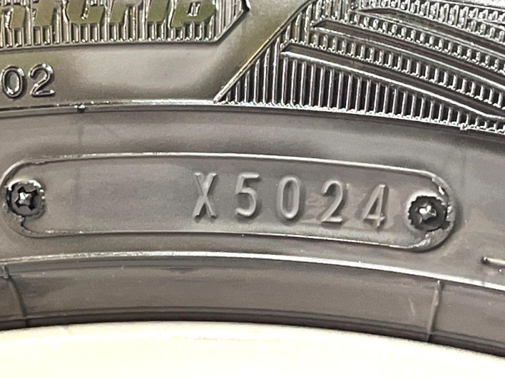 2018 Toyota Prius α DAA-ZVW40W (UW-69f067c95620a)[15]