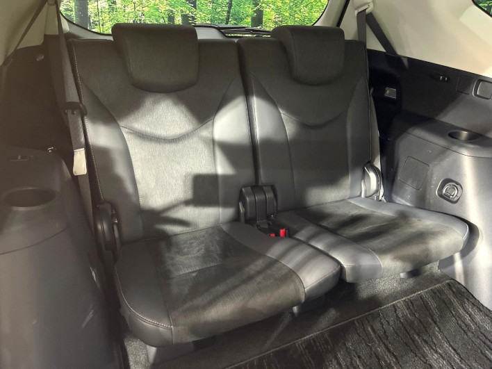 2018 Toyota Prius α DAA-ZVW40W (UW-69f067c95620a)[26]