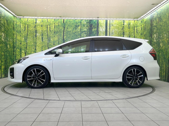 2015 Toyota Prius α DAA-ZVW41W (UW-69f067c9d6309)[7]