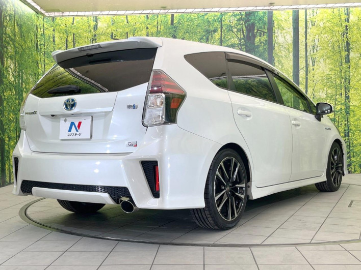 2015 Toyota Prius α DAA-ZVW41W (UW-69f067c9d6309)[10]