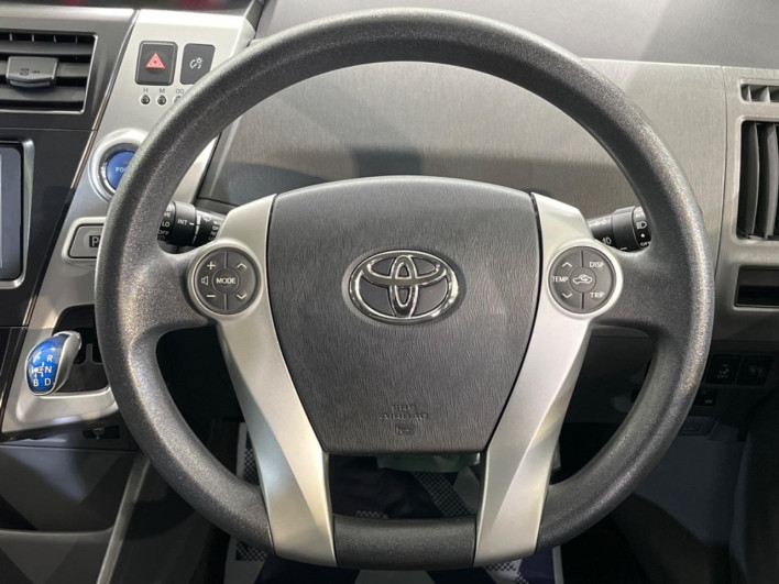 2012 Toyota Prius α DAA-ZVW41W (UW-69f067ca2d019)[27]
