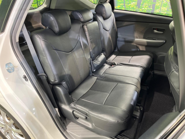 2012 Toyota Prius α DAA-ZVW41W (UW-69f067ca2d019)[13]