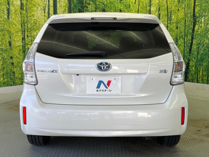 2013 Toyota Prius α DAA-ZVW41W (UW-69f067ca9cd6a)[8]