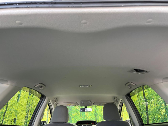 2013 Toyota Prius α DAA-ZVW41W (UW-69f067ca9cd6a)[25]