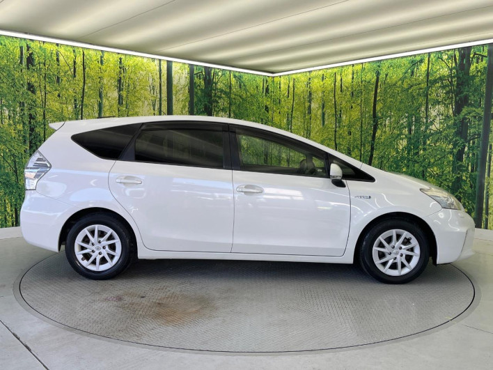 2013 Toyota Prius α DAA-ZVW41W (UW-69f067ca9cd6a)[6]