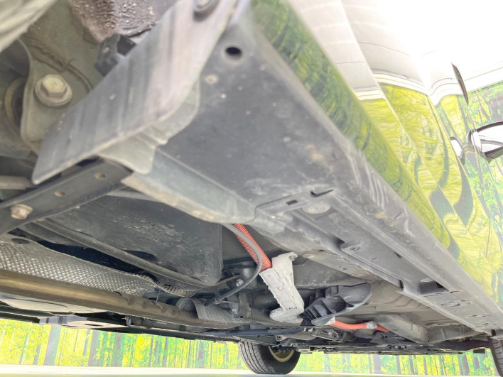 2015 Toyota Prius α DAA-ZVW41W (UW-69f067cb839f4)[23]