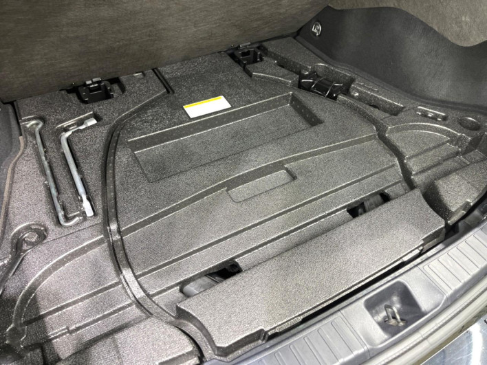 2016 Toyota Prius DAA-ZVW50 (UW-69f067cbb4804)[15]