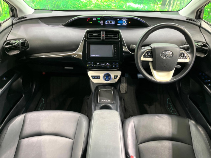 2016 Toyota Prius DAA-ZVW50 (UW-69f067cbb4804)[19]