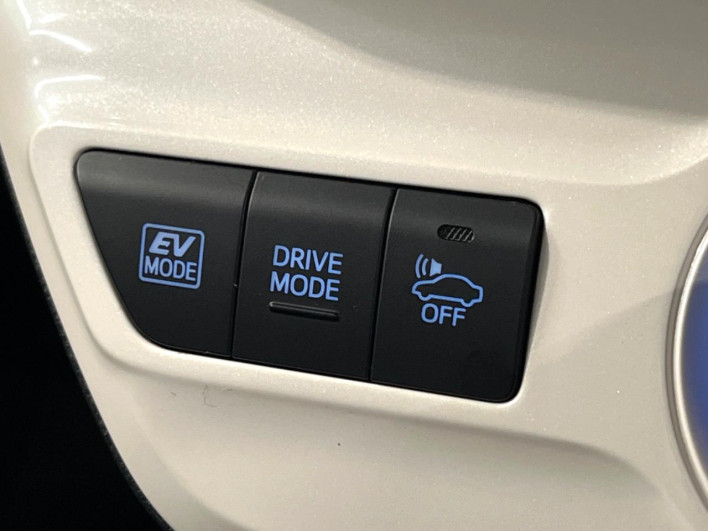 2016 Toyota Prius DAA-ZVW50 (UW-69f067cbb4804)[26]