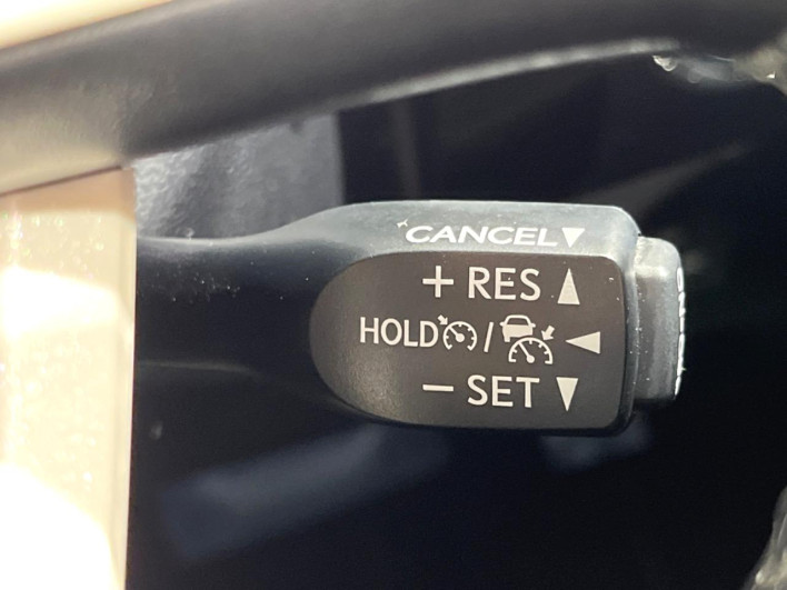 2016 Toyota Prius DAA-ZVW50 (UW-69f067cc2cd06)[18]