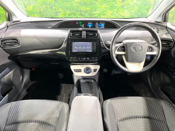 2016 Toyota Prius DAA-ZVW50 (UW-69f067cc2cd06)[9]