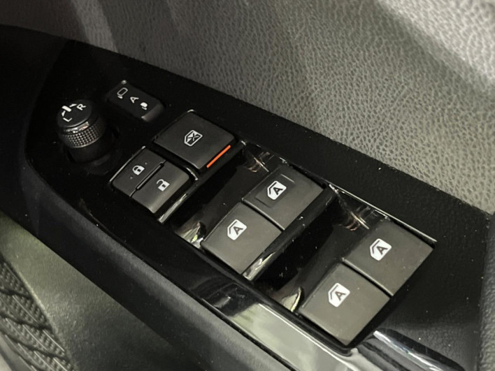 2016 Toyota Prius DAA-ZVW50 (UW-69f067cc2cd06)[14]