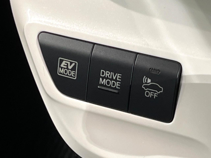 2016 Toyota Prius DAA-ZVW50 (UW-69f067cc2cd06)[23]