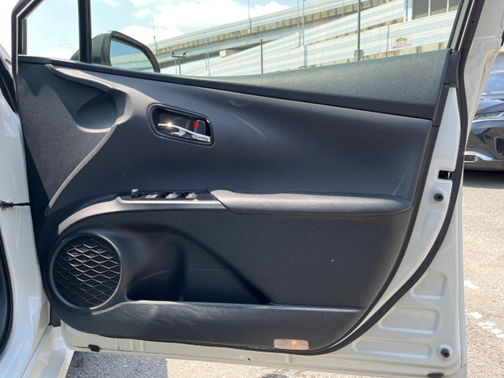 2017 Toyota Prius DAA-ZVW50 (UW-69f067ccd5d32)[26]