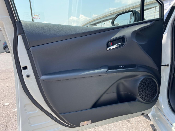 2017 Toyota Prius DAA-ZVW50 (UW-69f067ccd5d32)[20]
