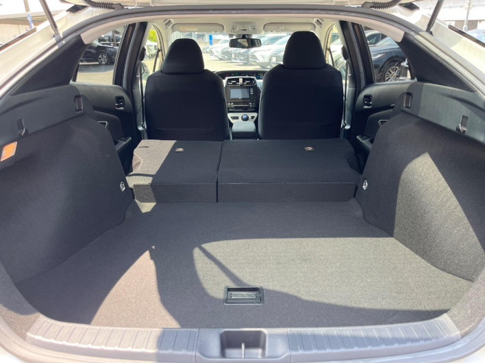 2017 Toyota Prius DAA-ZVW50 (UW-69f067ccd5d32)[23]