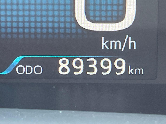 2017 Toyota Prius DAA-ZVW50 (UW-69f067ccd5d32)[2]