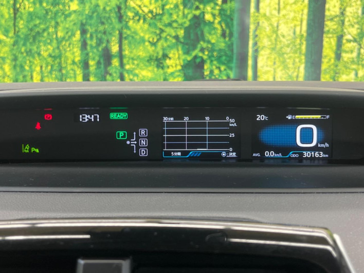 2018 Toyota Prius DAA-ZVW50 (UW-69f067cd7ebcf)[27]