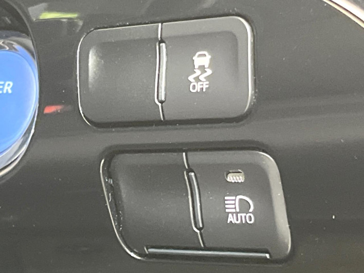 2020 Toyota Prius 6AA-ZVW51 (UW-69f067cdead00)[17]