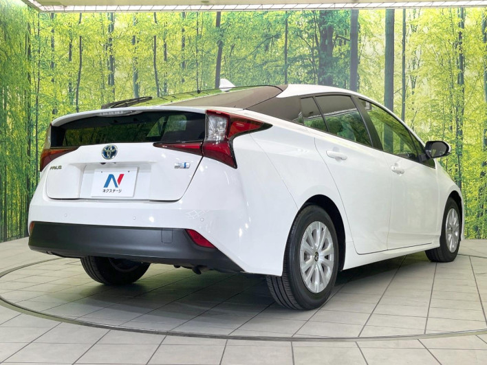 2020 Toyota Prius 6AA-ZVW51 (UW-69f067cdead00)[10]