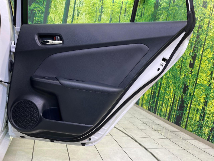 2020 Toyota Prius PHV DLA-ZVW52 (UW-69f067ce41e89)[22]