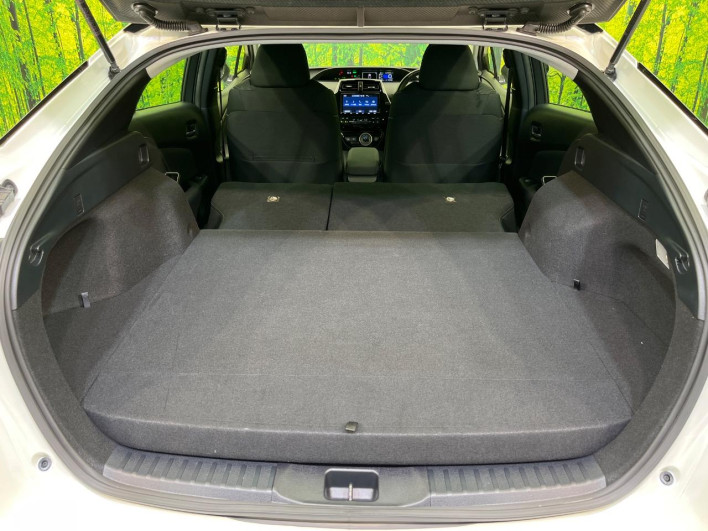 2020 Toyota Prius PHV DLA-ZVW52 (UW-69f067ce41e89)[29]